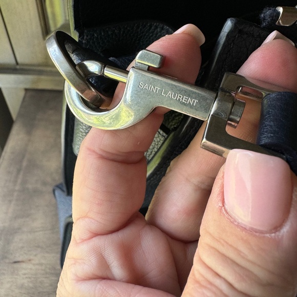 Authentic YSL Sac De Jour North/South - Picture 9 of 11